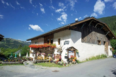 100 Hut Walks in the Alps:  Routes for day walks and overnight stays in France, Switzerland, Italy, Austria and Slovenia | Backcountry Books