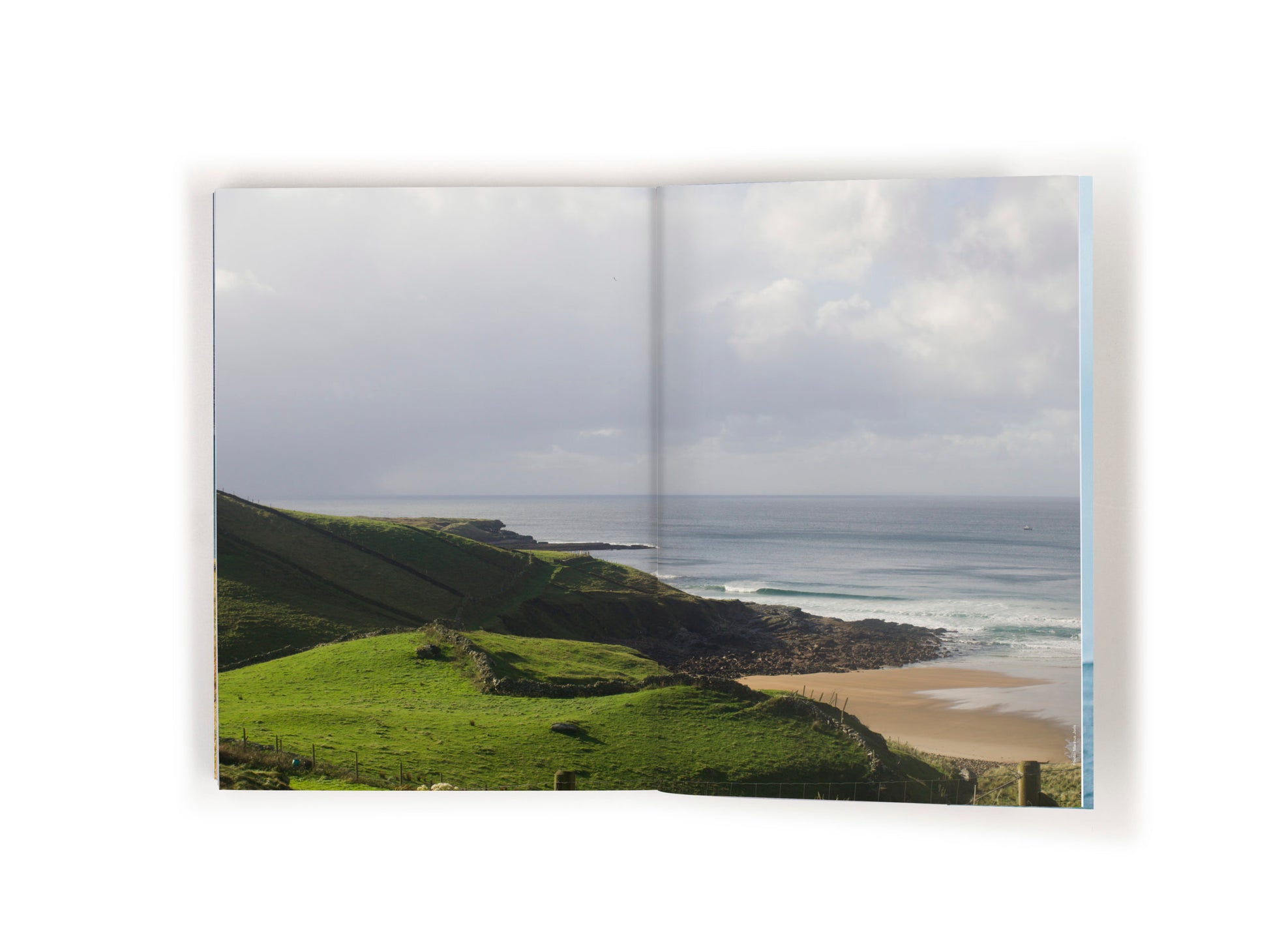 I Love the Seaside GB and Ireland Surfing Guidebook | Backcountry Books