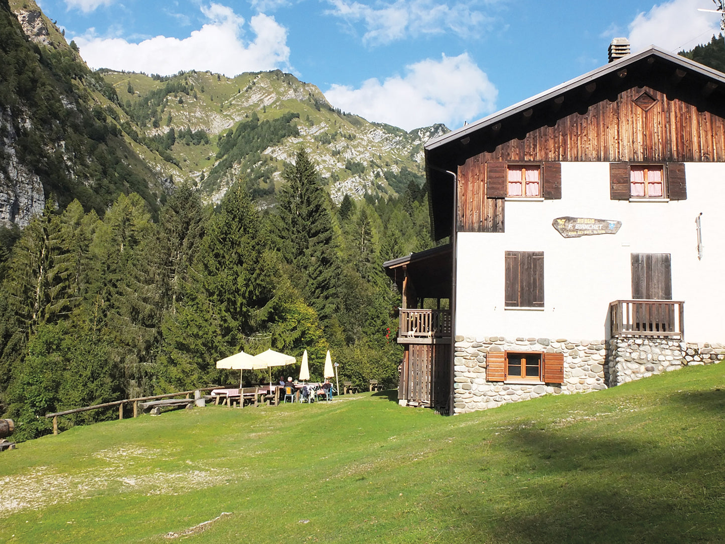 Alta Via 1 Trekking in the Dolomites | Backcountry Books