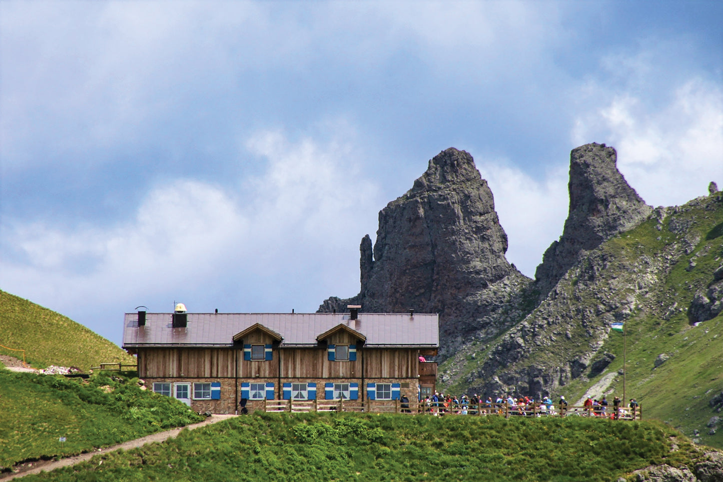 Alta Via 2 Trekking in the Dolomites Guide Book | Backountry Books